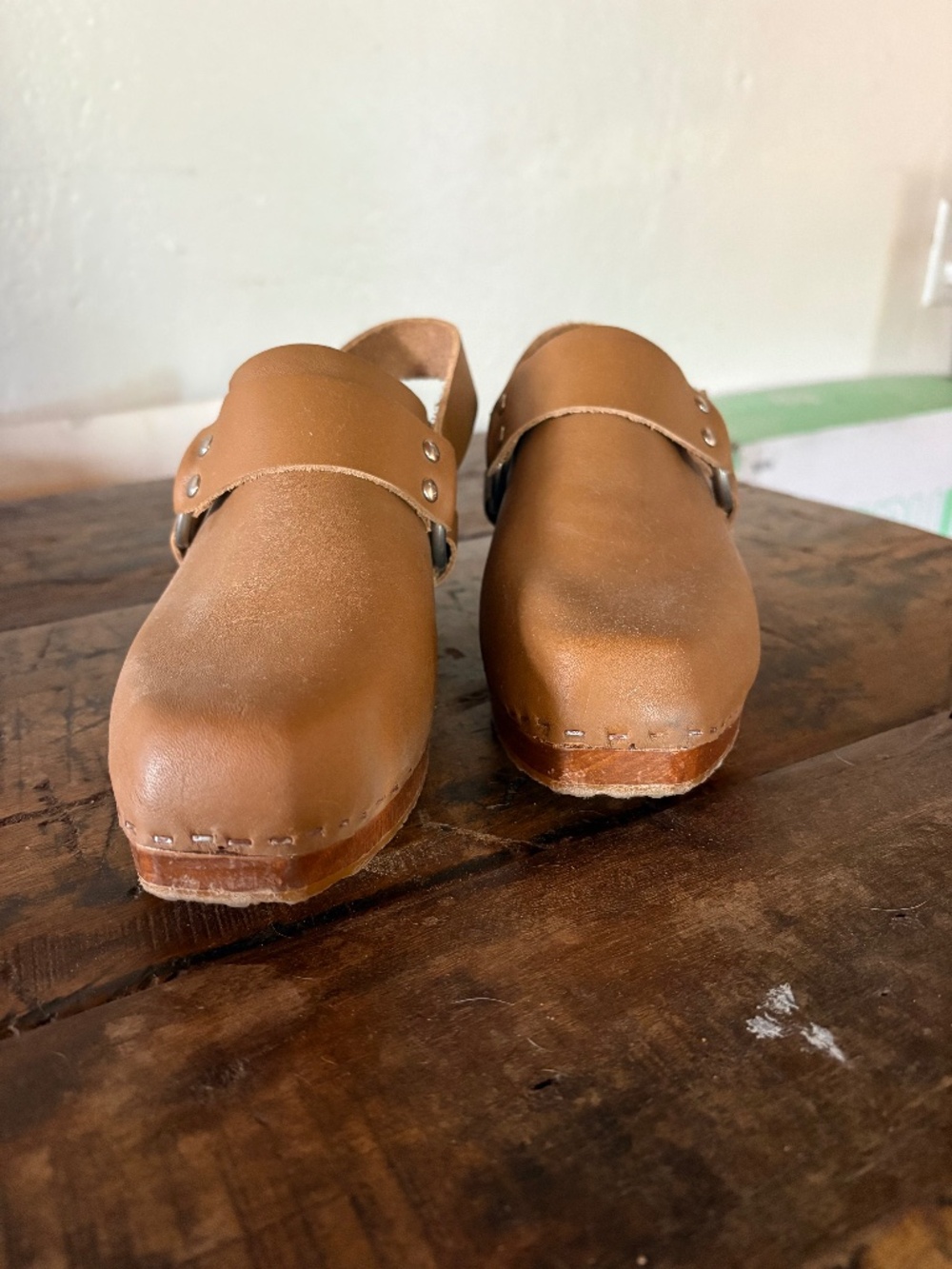No. 6 Store Clogs